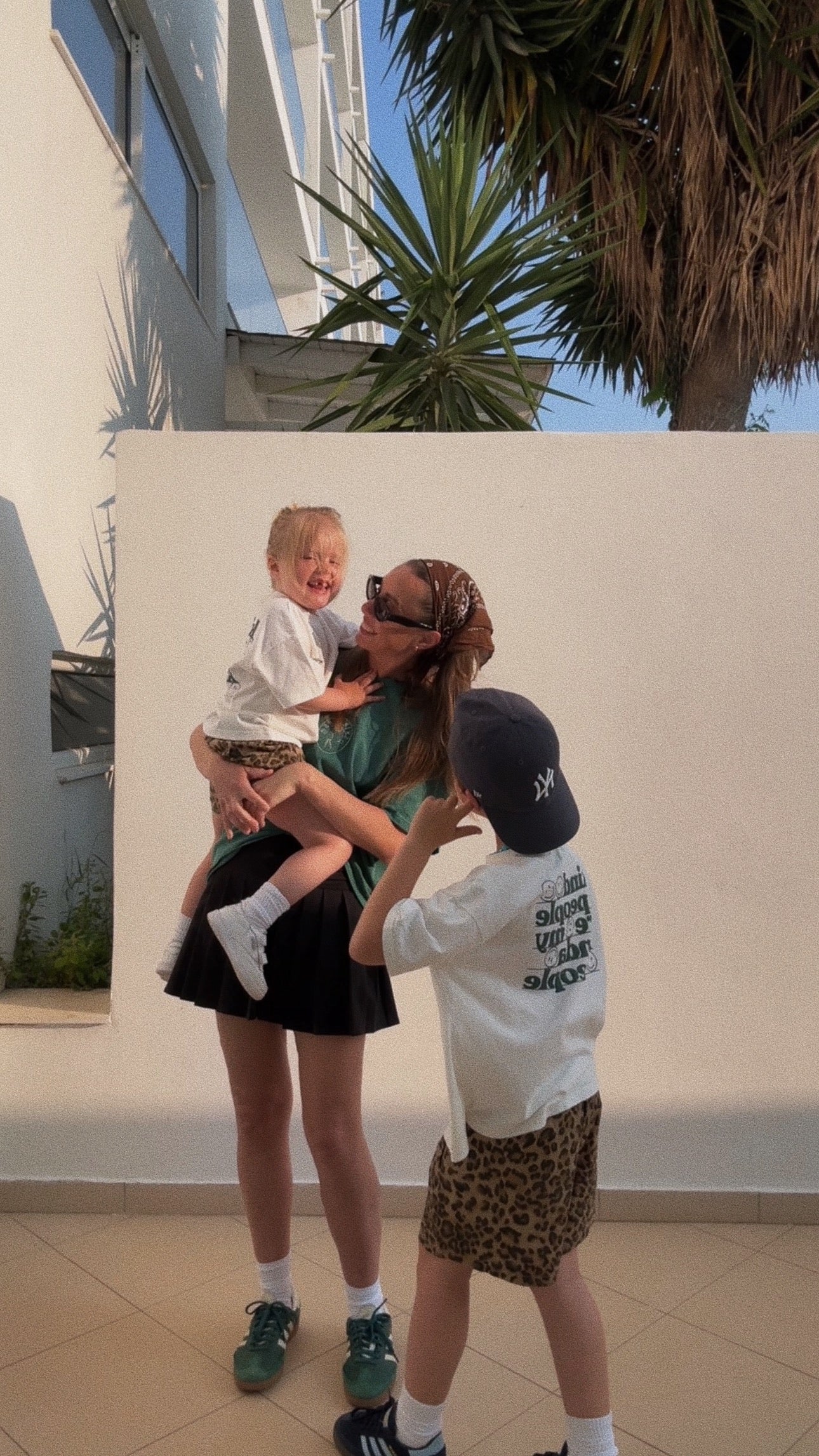 Kind People Tee Green