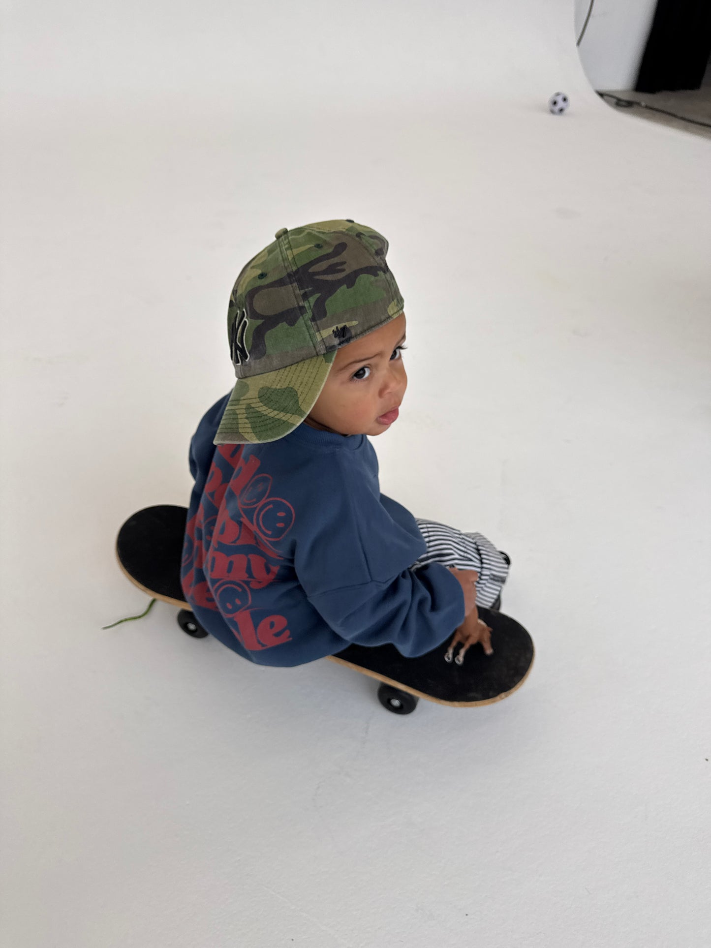 Kind People Sweatshirt Navy