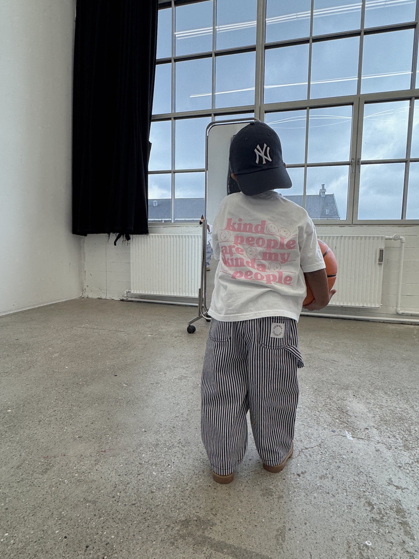 Kind People Tee Pink