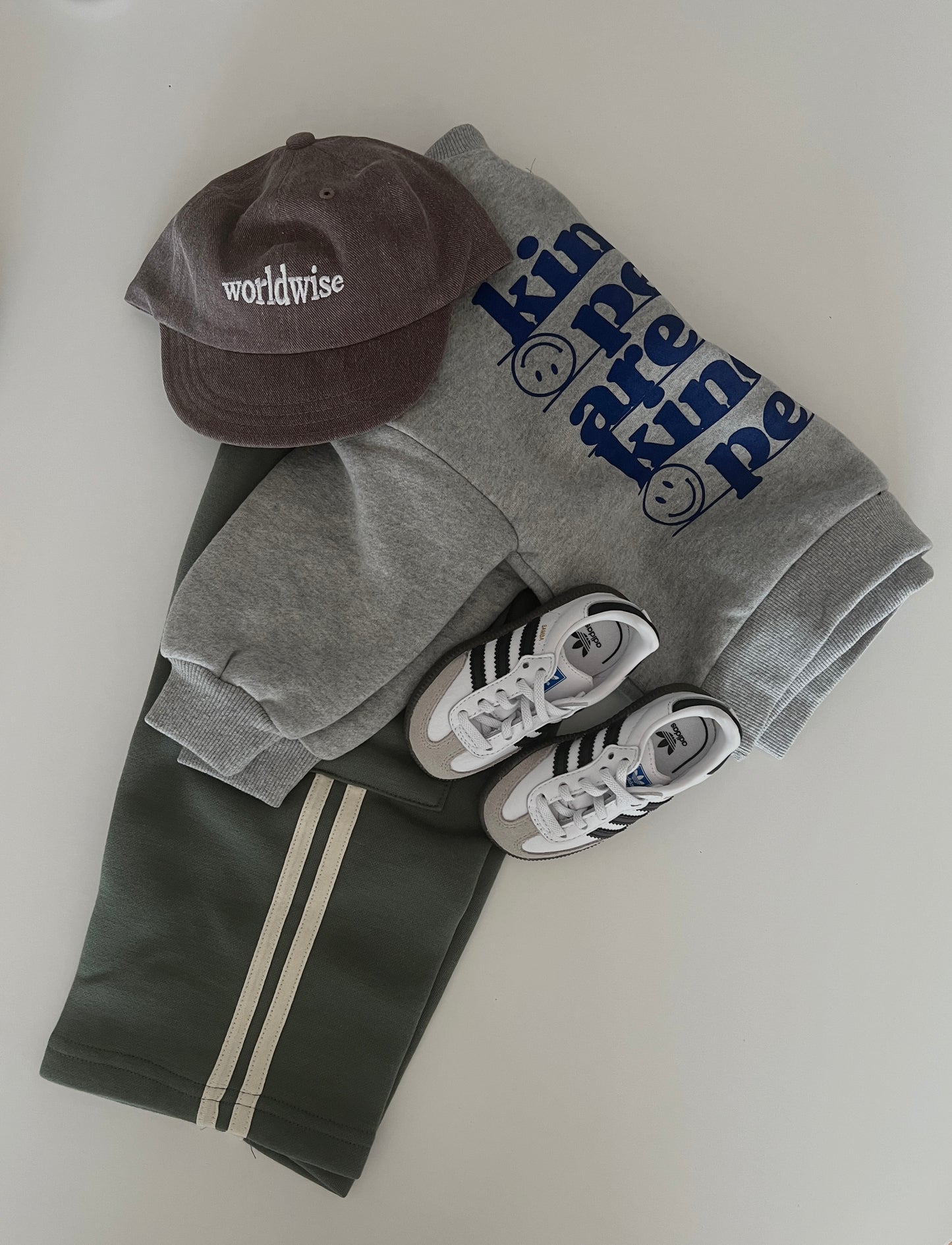 Kind People Sweatshirt Blue