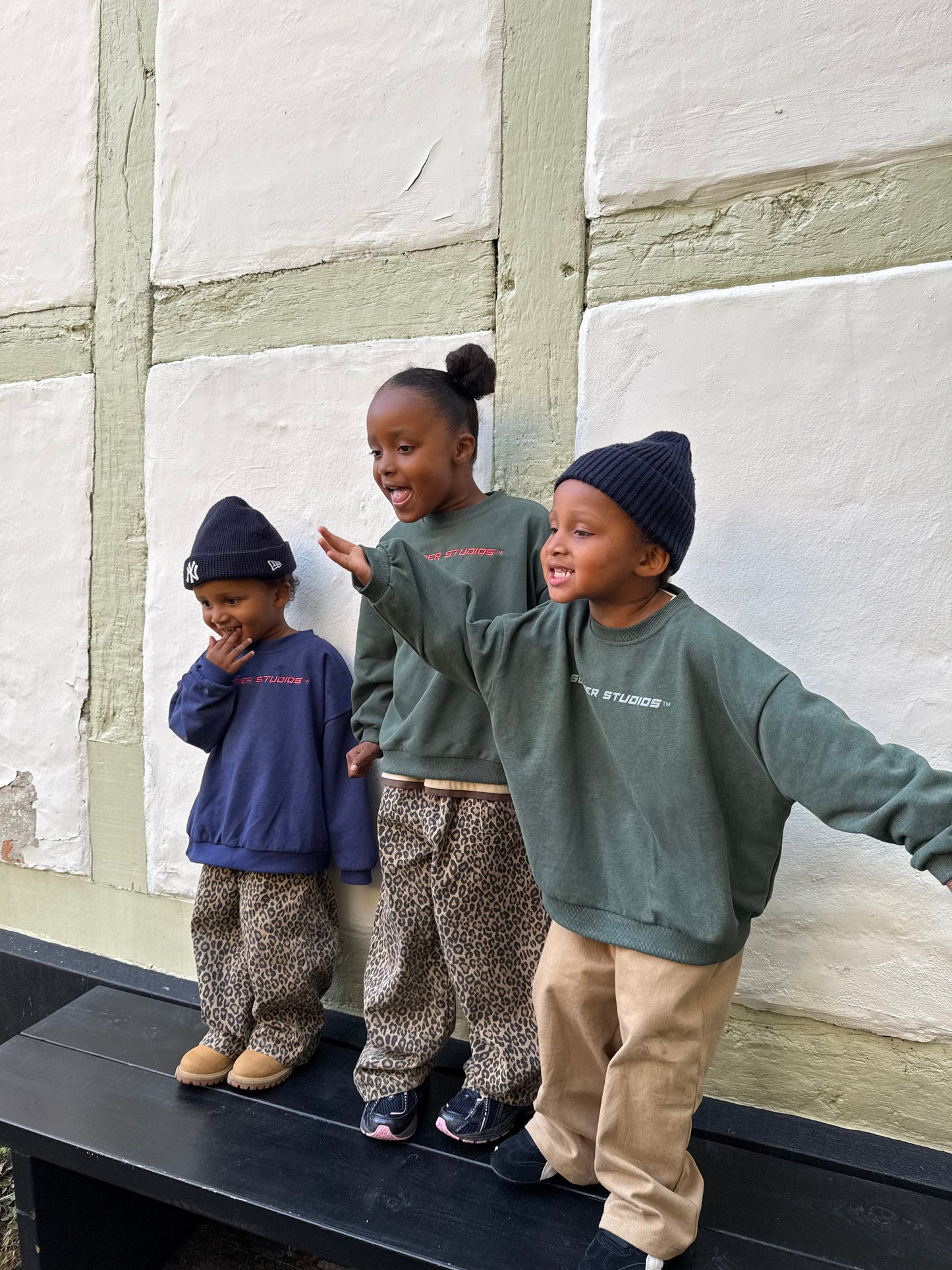 Logo Sweatshirt NAVY